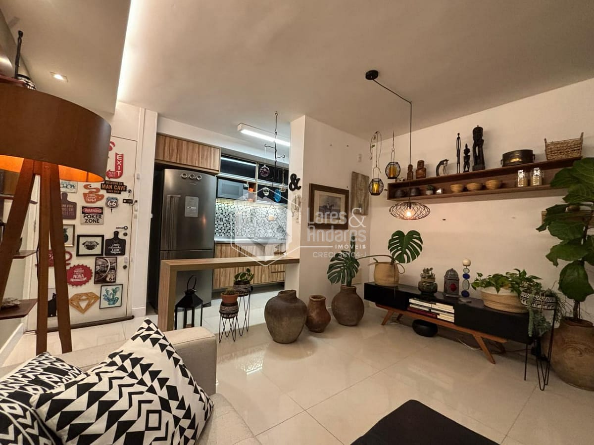 Apartamento à venda com 2 quartos, 69m² - Foto 9