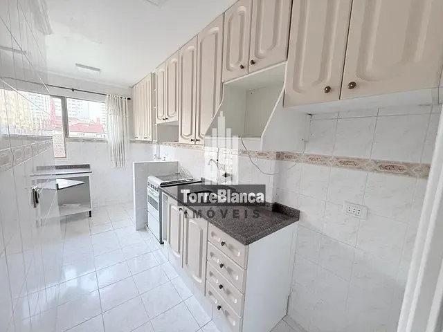 Apartamento com 85m² 2 quartos e 1 banheiro, para alugar, no bairro Centro em Ponta Grossa