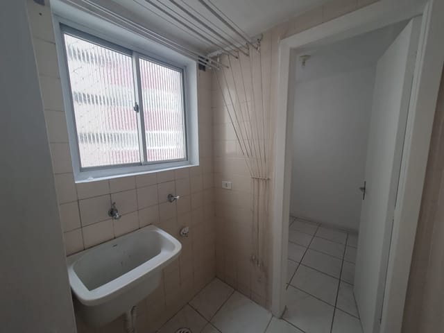 Apartamento 3 quartos e 4 banheiros, para alugar, no bairro Portão em Curitiba