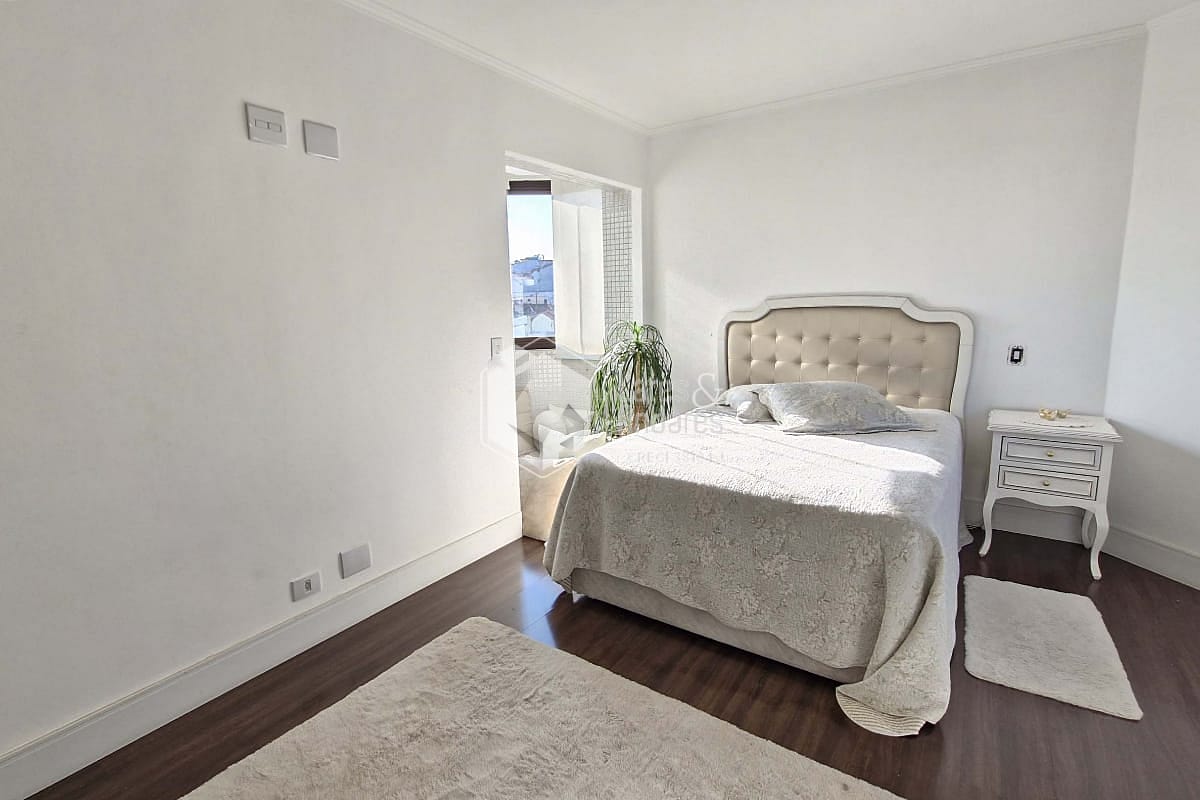 Apartamento à venda com 3 quartos, 146m² - Foto 30
