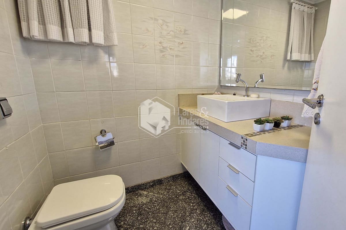 Apartamento à venda com 3 quartos, 146m² - Foto 17
