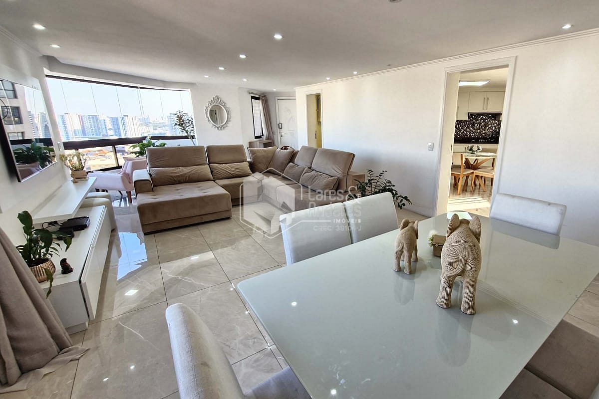 Apartamento à venda com 3 quartos, 146m² - Foto 3
