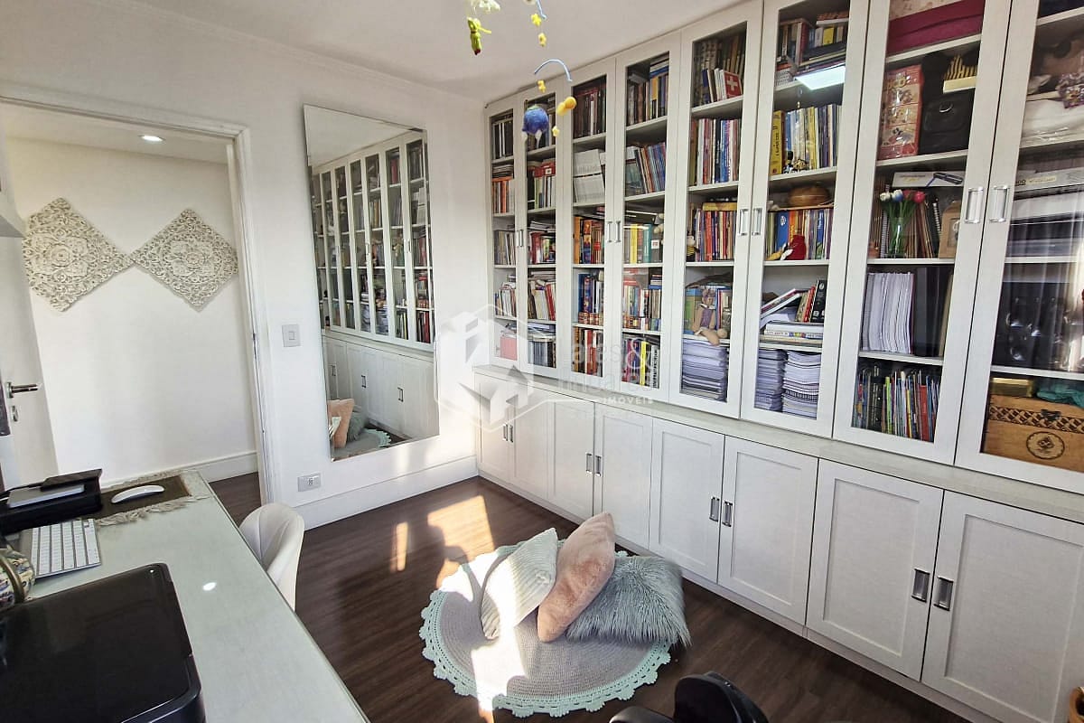 Apartamento à venda com 3 quartos, 146m² - Foto 25