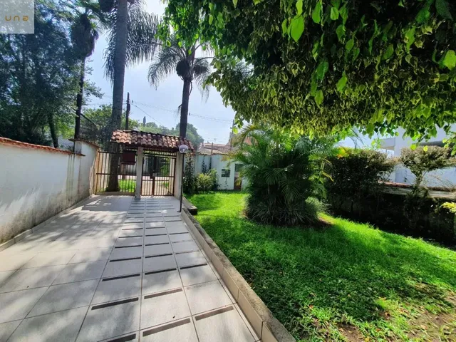 Apartamento 3 quartos e 2 banheiros, para alugar, no bairro Seminário em Curitiba