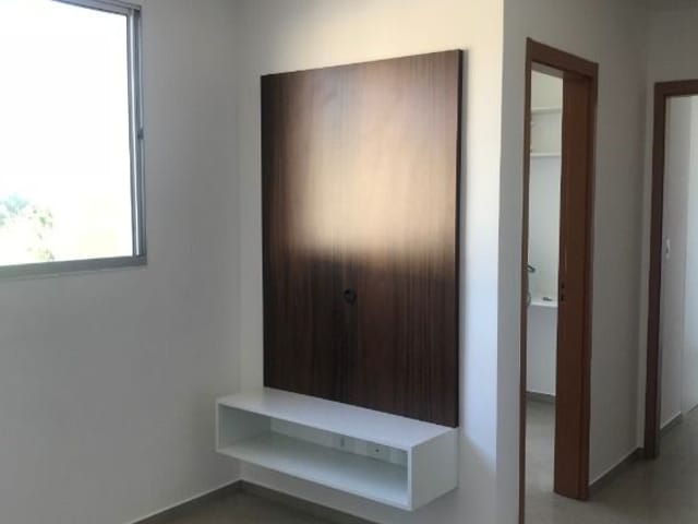 Apartamento com 68m² 2 quartos e 1 banheiro, para alugar, no bairro Gleba Fazenda Palhano em Londrina