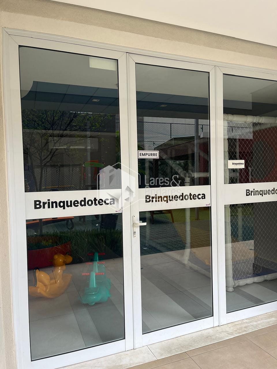 Apartamento à venda com 2 quartos, 61m² - Foto 30