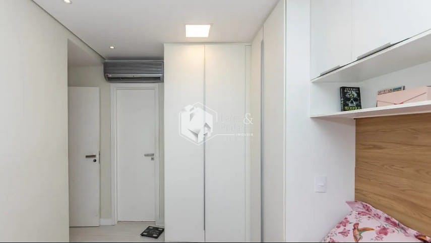 Apartamento à venda com 2 quartos, 61m² - Foto 13