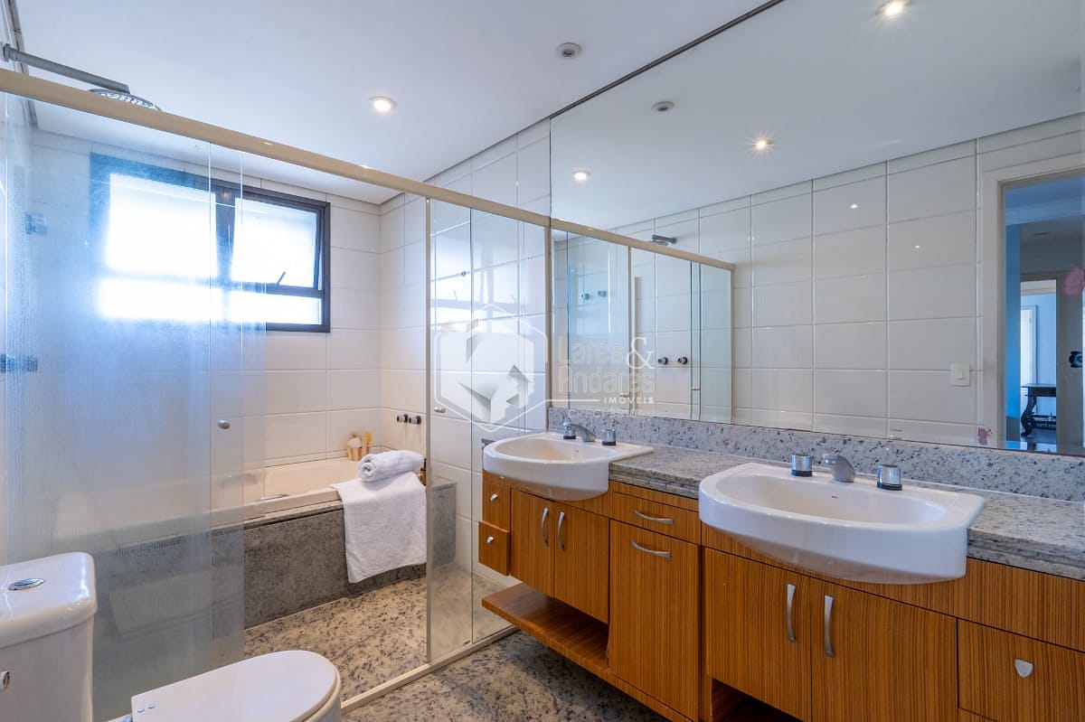 Apartamento, 3 quartos, 220 m² - Foto 38