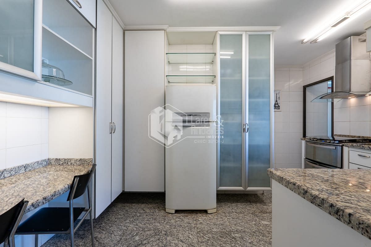 Apartamento, 3 quartos, 220 m² - Foto 44