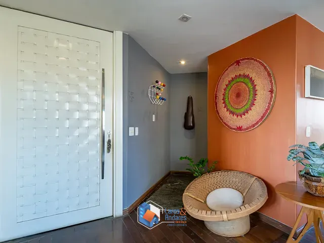 Apartamento com 435801m² 3 quartos e 5 banheiros, à venda, no bairro Vila Suzana em São Paulo
