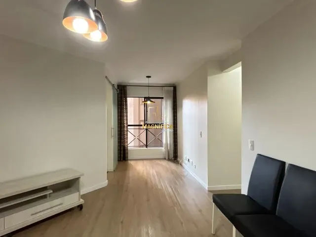 Apartamento 2 quartos e 1 banheiro, à venda, no bairro Bigorrilho em Curitiba