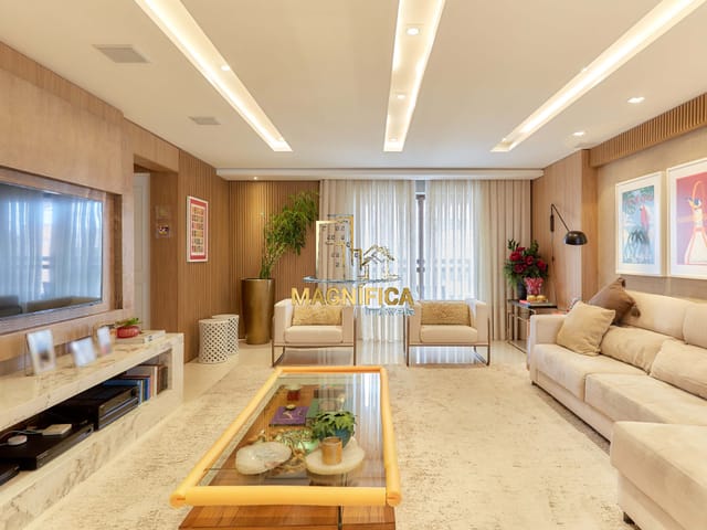 Apartamento 4 quartos e 7 banheiros, à venda, no bairro Cabral em Curitiba
