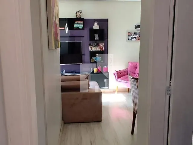 Apartamento 2 quartos e 1 banheiro, à venda, no bairro Parque da Colônia em Jundiaí