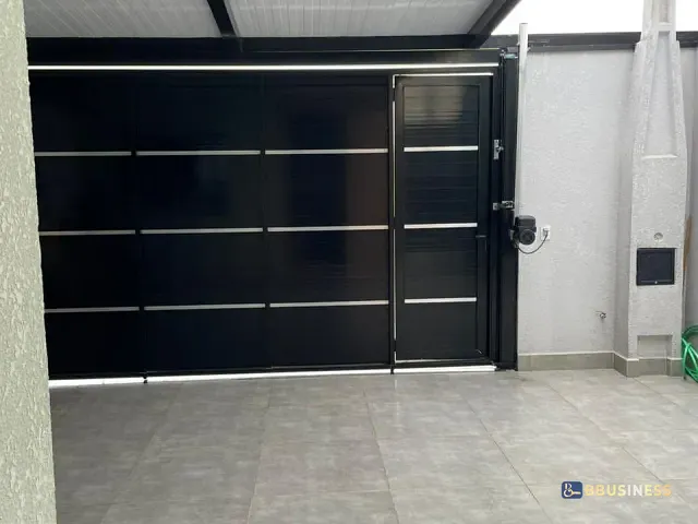 Casa 3 quartos e 3 banheiros, à venda, no bairro Jardim São Sebastião em Hortolândia