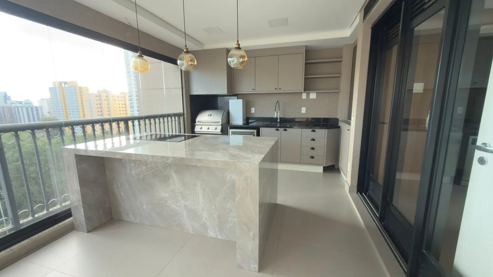 Apartamento em Alphaville Centro Empresarial — foto 1