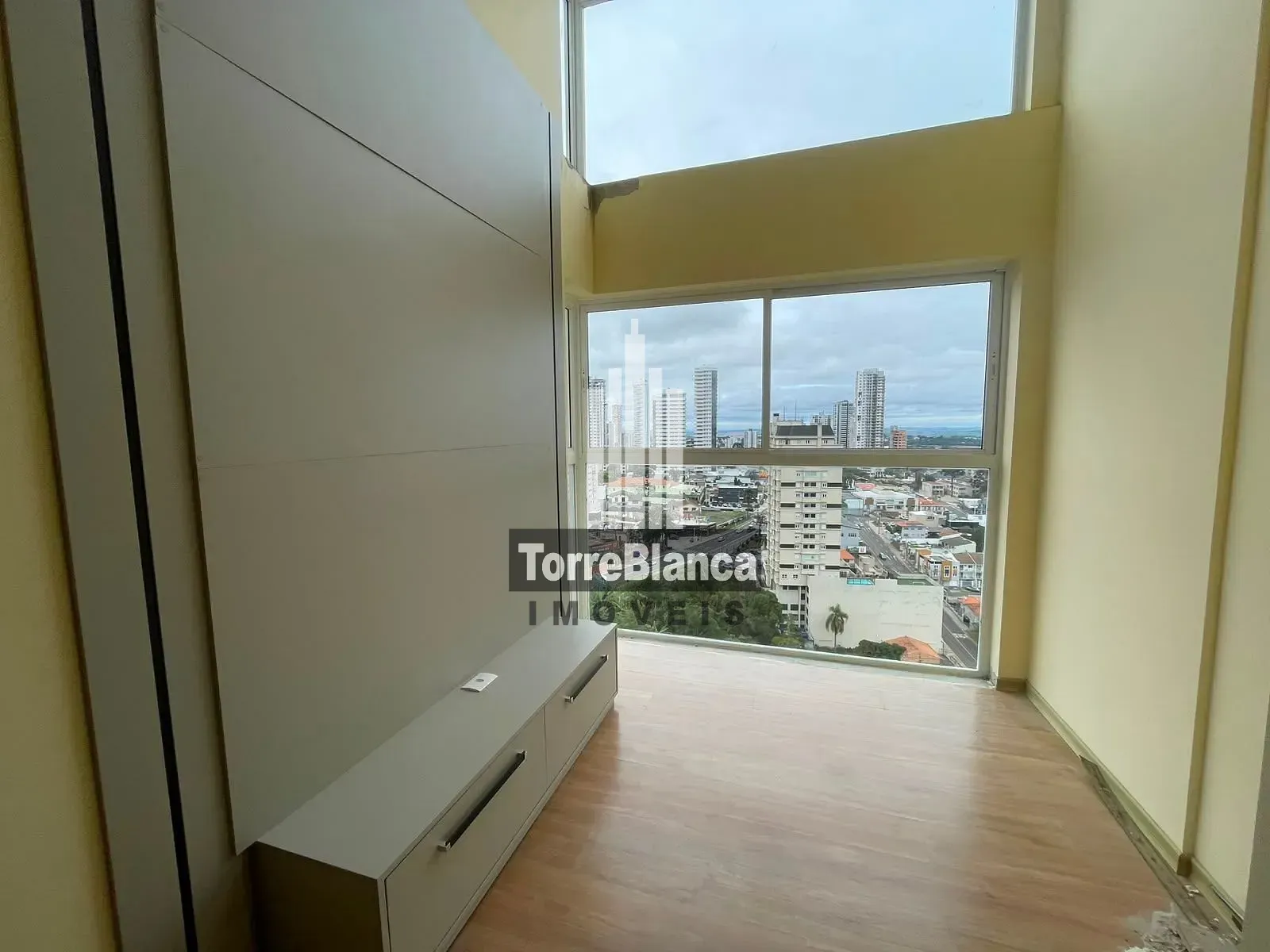 Apartamento, 3 quartos, 275 m² - Foto 2