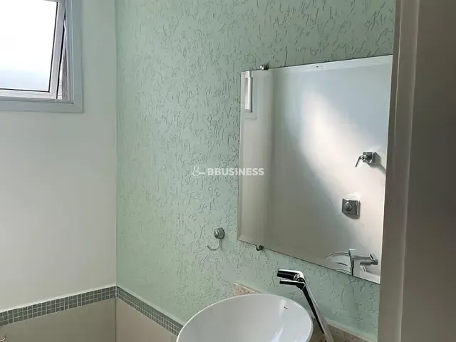 Casa 4 quartos e 2 banheiros, à venda ou para alugar, no bairro Swiss Park em Campinas