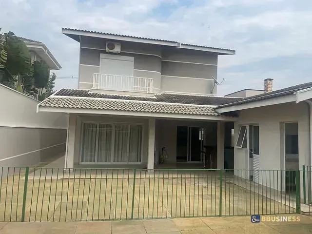 Casa 4 quartos e 2 banheiros, à venda ou para alugar, no bairro Swiss Park em Campinas