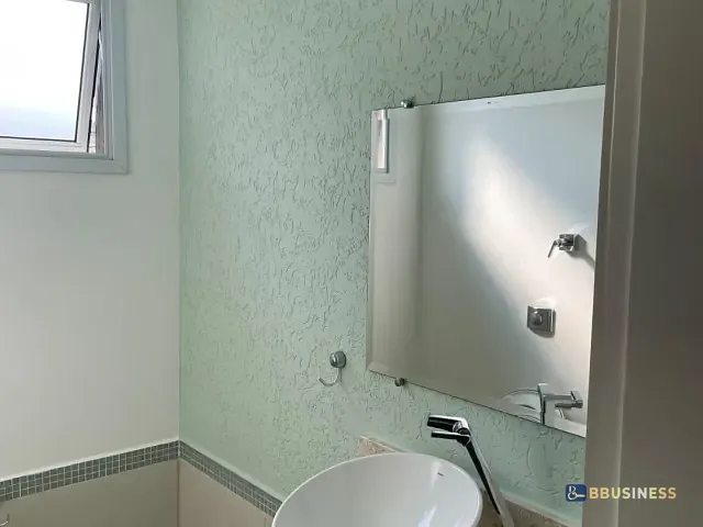 Casa 4 quartos e 2 banheiros, à venda ou para alugar, no bairro Swiss Park em Campinas