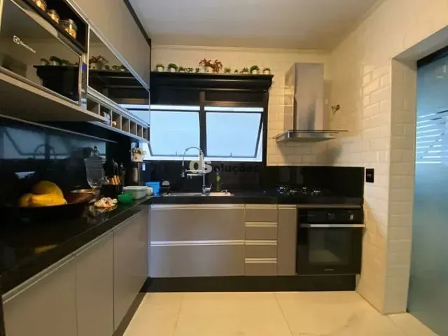 Apartamento 3 quartos e 2 banheiros, à venda, no bairro Vila Andrade em São Paulo