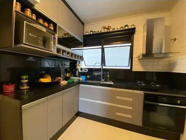 Apartamento 3 quartos e 2 banheiros, à venda, no bairro Vila Andrade em São Paulo