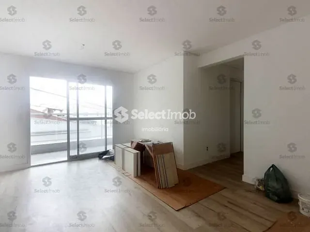 Apartamento com 100m² 3 quartos e 1 banheiro, para alugar, no bairro Vila Guarani em Mauá