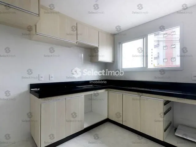 Apartamento com 100m² 3 quartos e 1 banheiro, para alugar, no bairro Vila Guarani em Mauá
