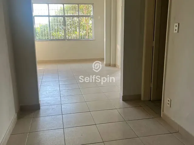 Apartamento 2 quartos e 1 banheiro, para alugar, no bairro Centro em Niterói