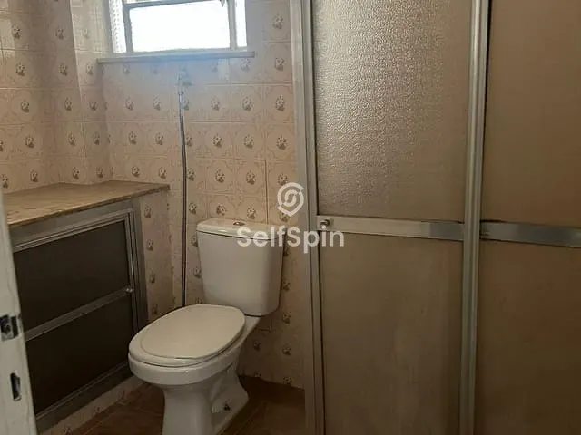 Apartamento 2 quartos e 1 banheiro, para alugar, no bairro Centro em Niterói