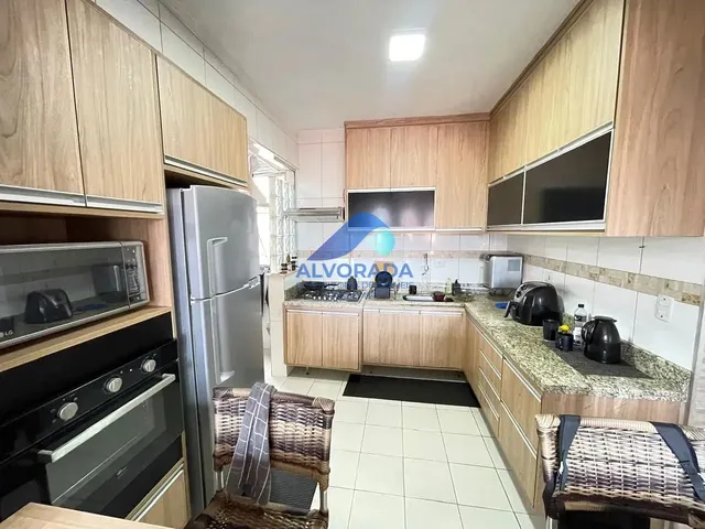 Apartamento com 10m² 3 quartos e 1 banheiro, à venda, no bairro Jardim das Indústrias em São José Dos Campos