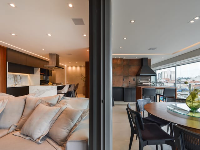 Foto do Apartamento - Apartamento tipo para venda em Mirandópolis com 3 quartos, sendo 3 suítes, 140m² | Lares e Andares Imóveis