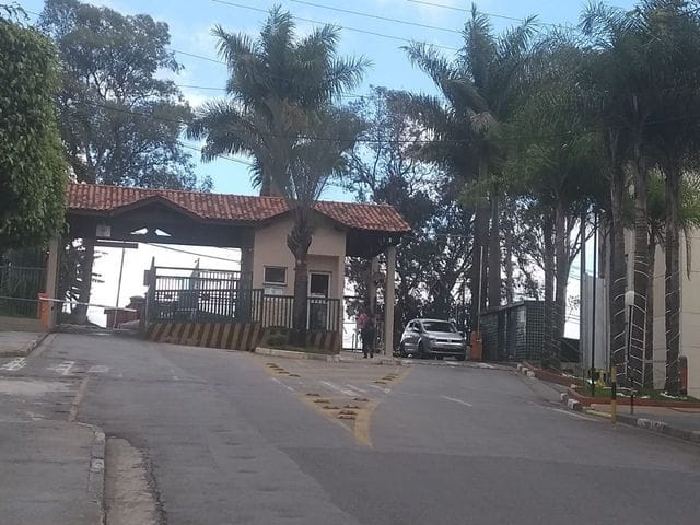 Apartamento 2 quartos e 1 banheiro, à venda, no bairro Jardim São Miguel em Ferraz de Vasconcelos