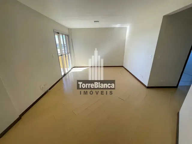 Apartamento com 80m² 3 quartos e 2 banheiros, para alugar, no bairro Uvaranas em Ponta Grossa