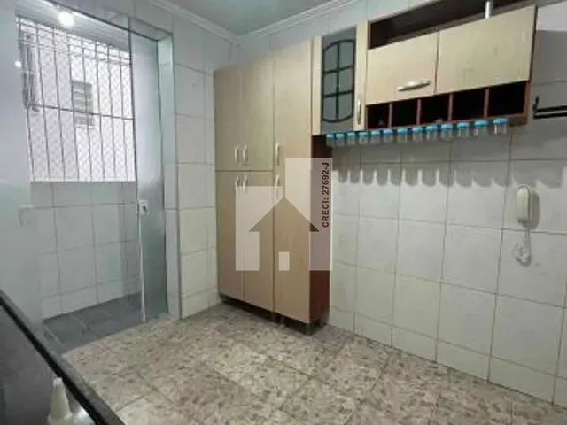 Apartamento 2 quartos e 1 banheiro, para alugar, no bairro Jardim Guanabara em Jundiaí
