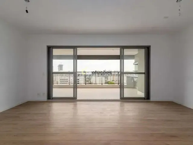 Apartamento 3 quartos e 4 banheiros, à venda, no bairro Santo Amaro em São Paulo