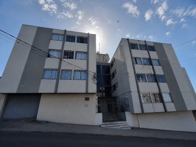 Locação - Apartamento com 3 quartos, 1 vaga de garagem, 70 m² - Centro, Ponta Grossa.