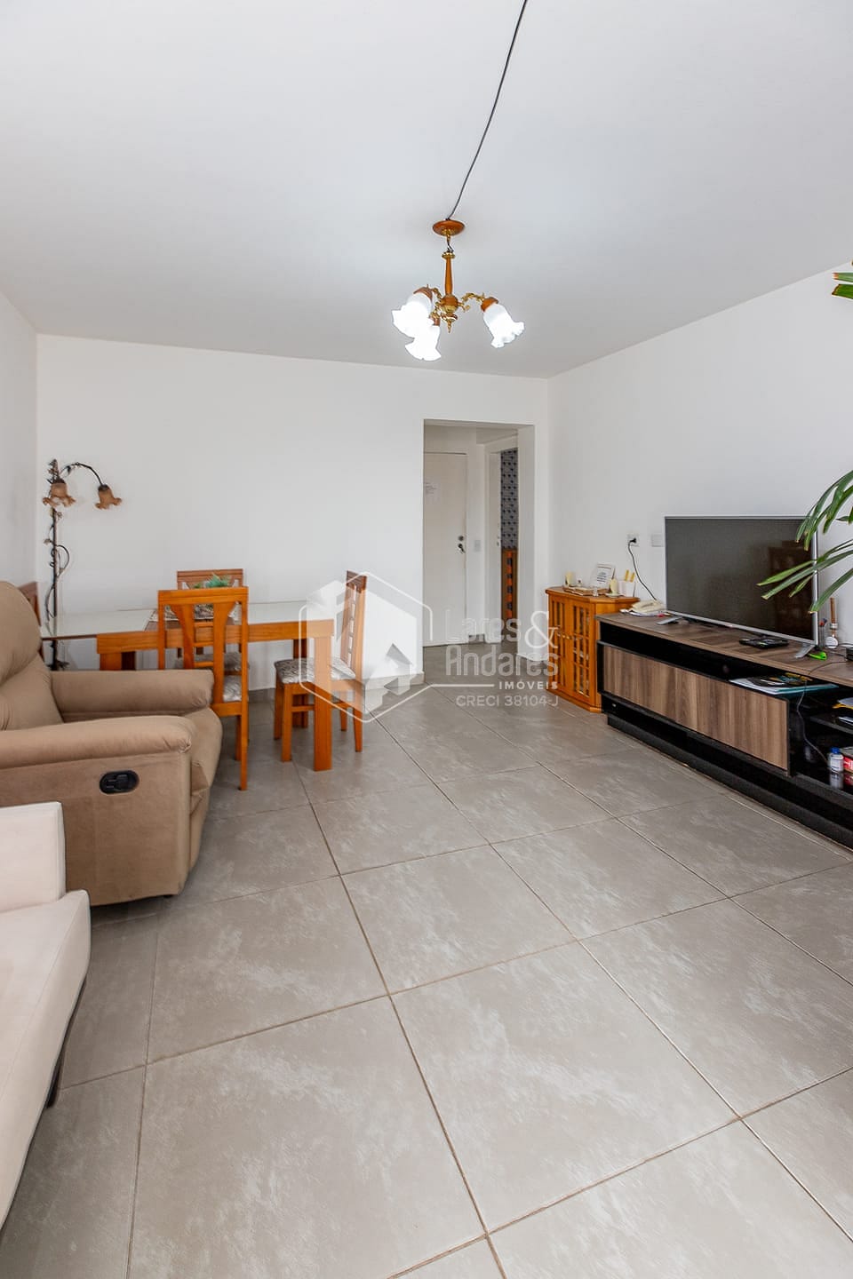 Apartamento à venda com 2 quartos, 75m² - Foto 10
