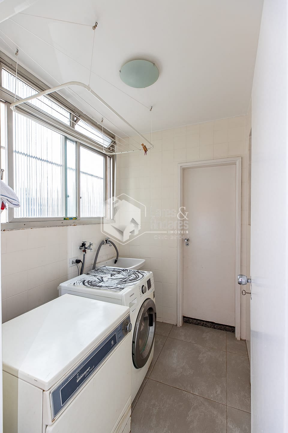 Apartamento à venda com 2 quartos, 75m² - Foto 21