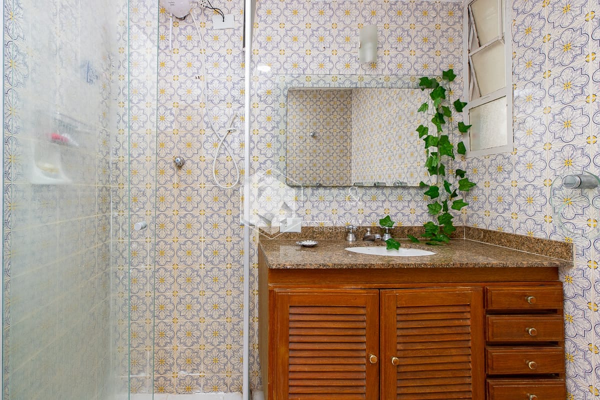 Apartamento à venda com 2 quartos, 75m² - Foto 12