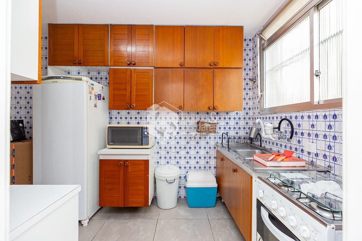 Apartamento à venda com 2 quartos, 75m² - Foto 15