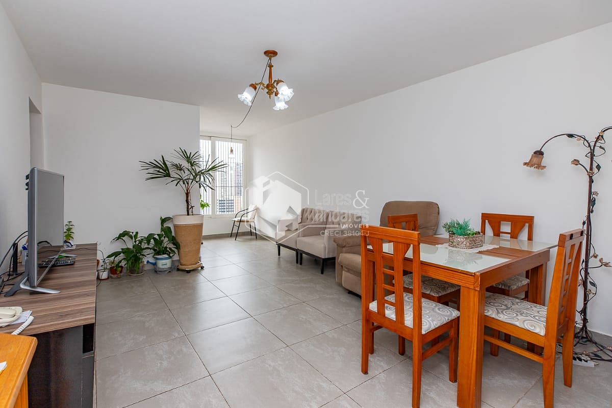 Apartamento à venda com 2 quartos, 75m² - Foto 1