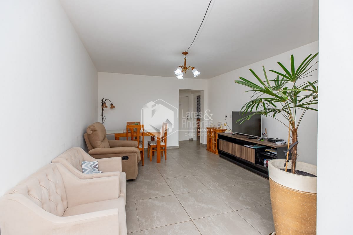 Apartamento à venda com 2 quartos, 75m² - Foto 3