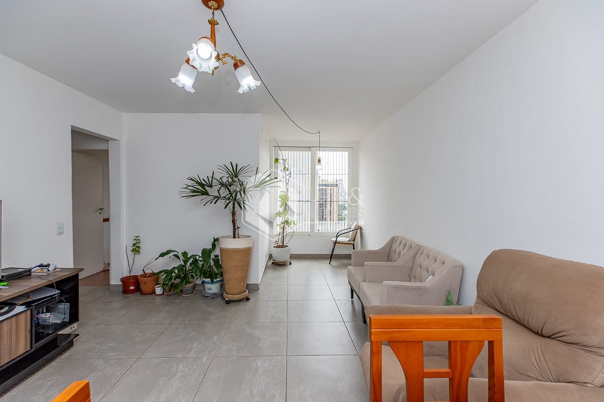 Apartamento à venda com 2 quartos, 75m² - Foto 2