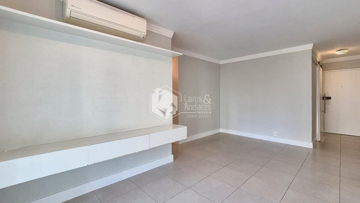 Apartamento à venda com 2 quartos, 81m² - Foto 4