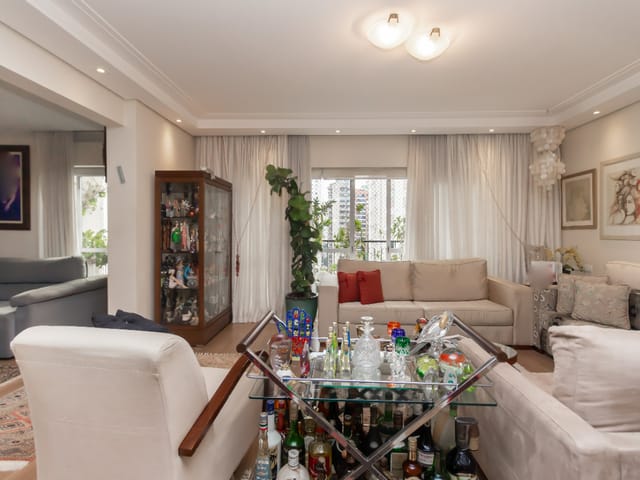 Foto do Apartamento - Apartamento para venda em Indianópolis com 4 quartos, sendo 2 suítes , 158m² | Lares e Andares Imóveis