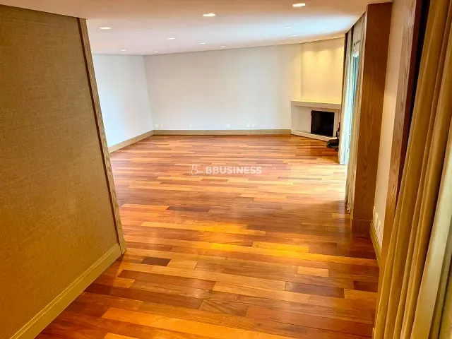 Apartamento com 157m² 4 quartos e 5 banheiros, à venda, no bairro Vila Andrade em São Paulo