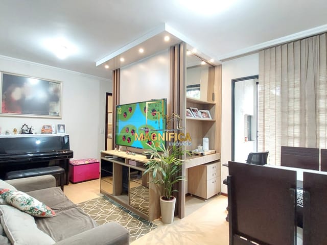 Apartamento 2 quartos e 1 banheiro, à venda, no bairro Cajuru em Curitiba