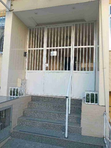 Foto do Apartamento - Apartamento padrão para Locação, Zé Garoto, São Gonçalo, RJ | SelfSpin