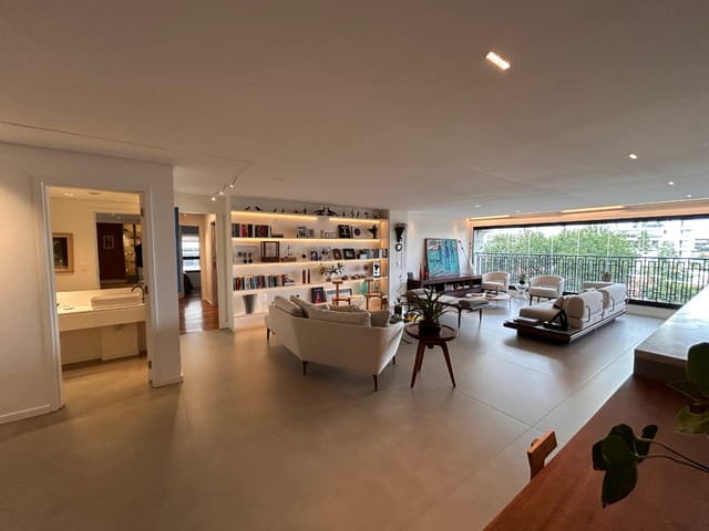 Foto do Apartamento - Apartamento tipo para venda em Vila Mariana com 3 quartos, sendo 3 suítes, 209m² | Lares e Andares Imóveis