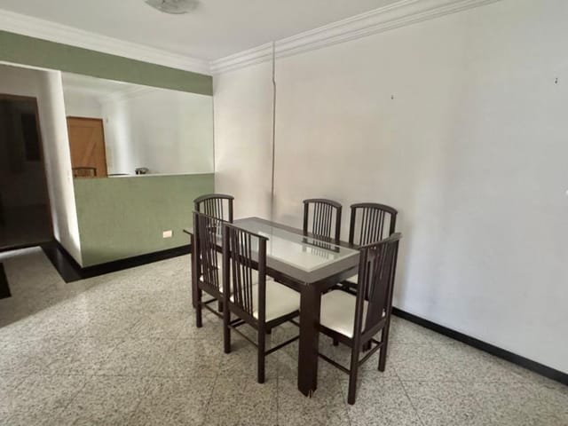Foto do Apartamento - Apartamento tipo para venda em Interlagos com 2 quartos, 70m² | Lares e Andares Imóveis